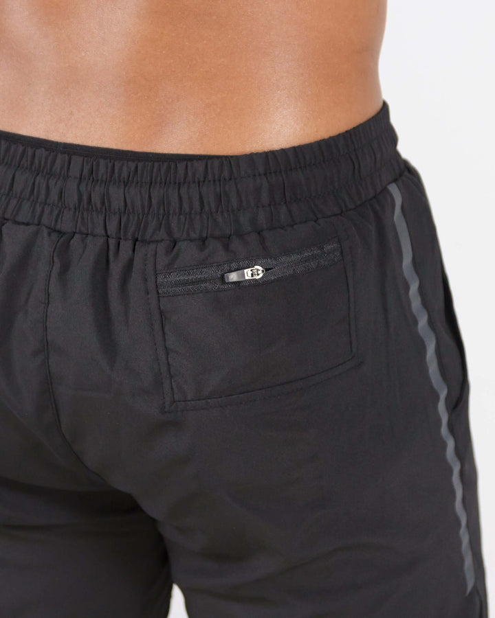 Close-up of back pocket and waistband of black Pinnacle Dry-Fit 2-in-1 Shorts